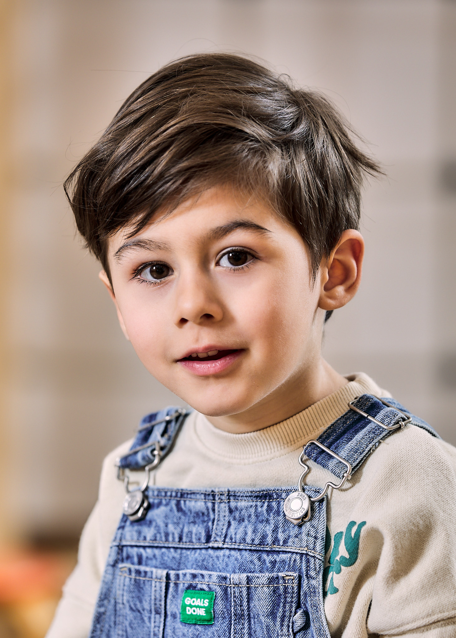 Portrait eines Kindes. Kindergartenfotografie.